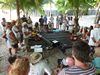 Eines der vielen nachmittäglichen Skippermeetings zum Thema Piraterie und Routenwahl